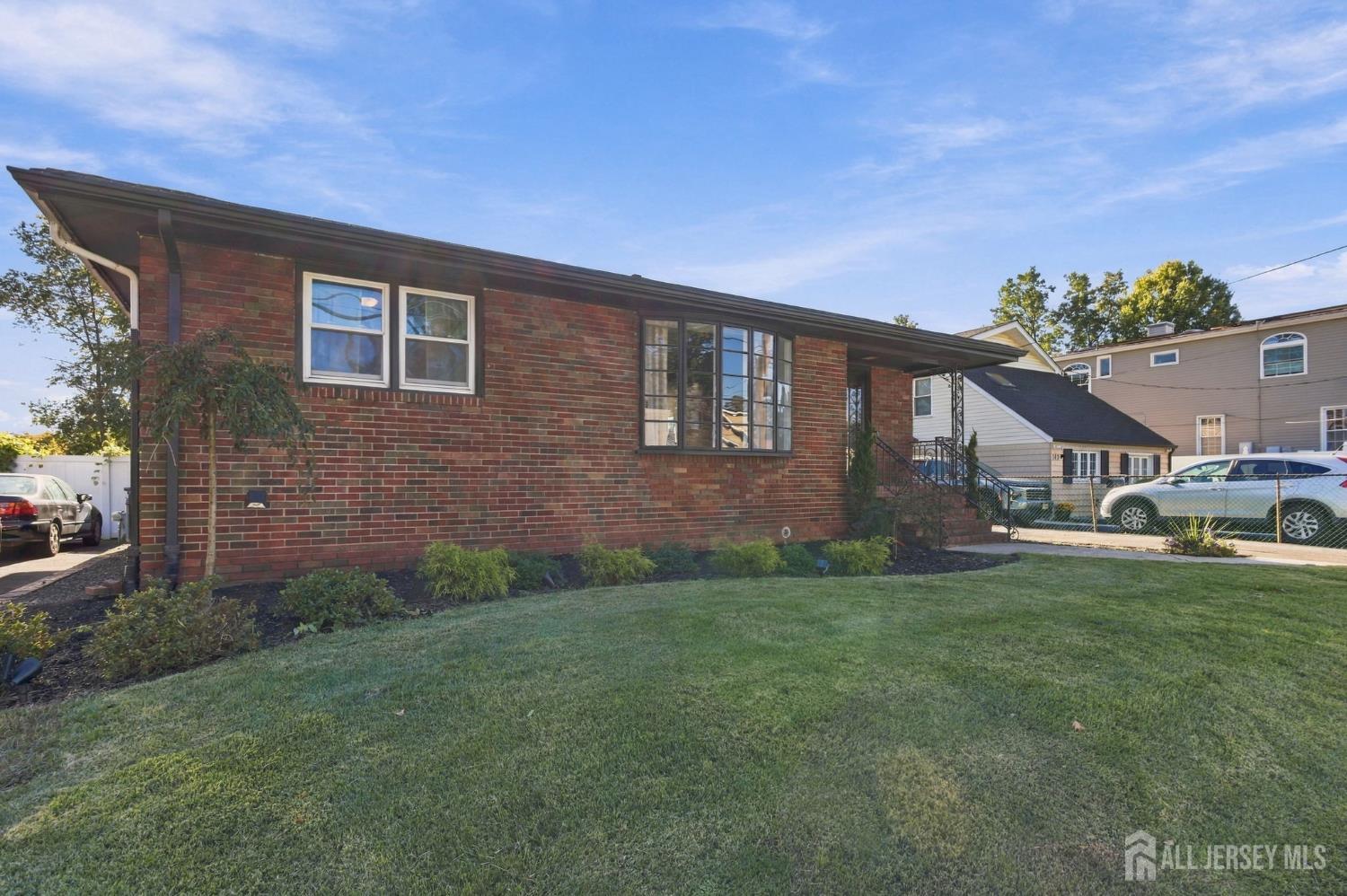 152 Remsen Avenue Avenel NJ 07001