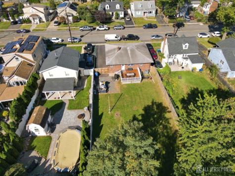 152 Remsen Avenue Avenel NJ 07001