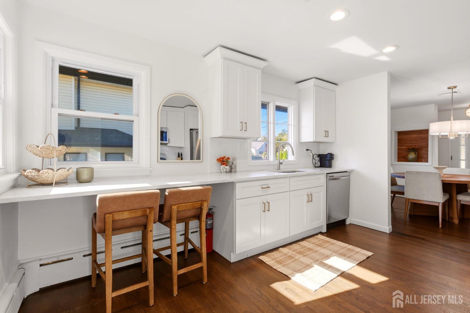 152 Remsen Avenue Avenel NJ 07001