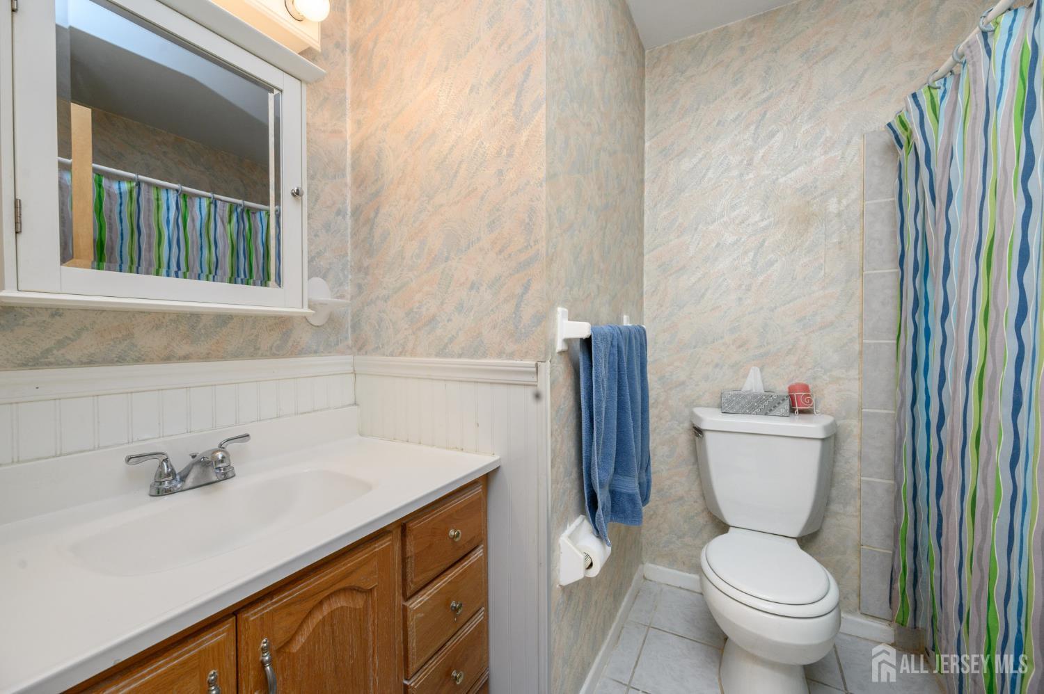 5 Evergreen Place Howell NJ 07731