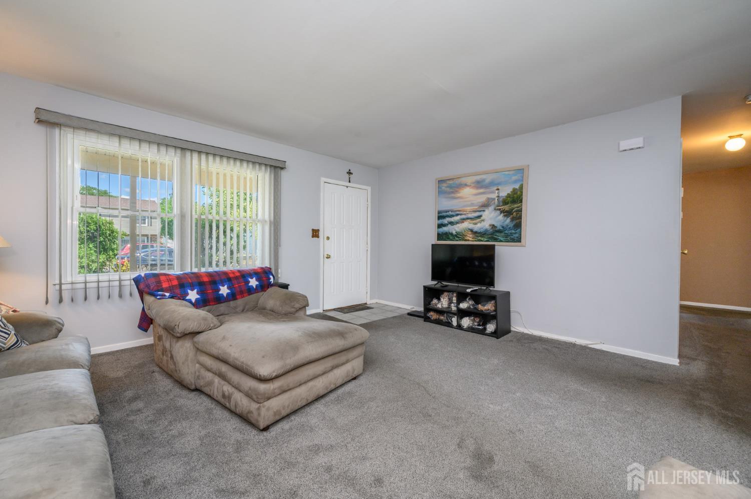 5 Evergreen Place Howell NJ 07731