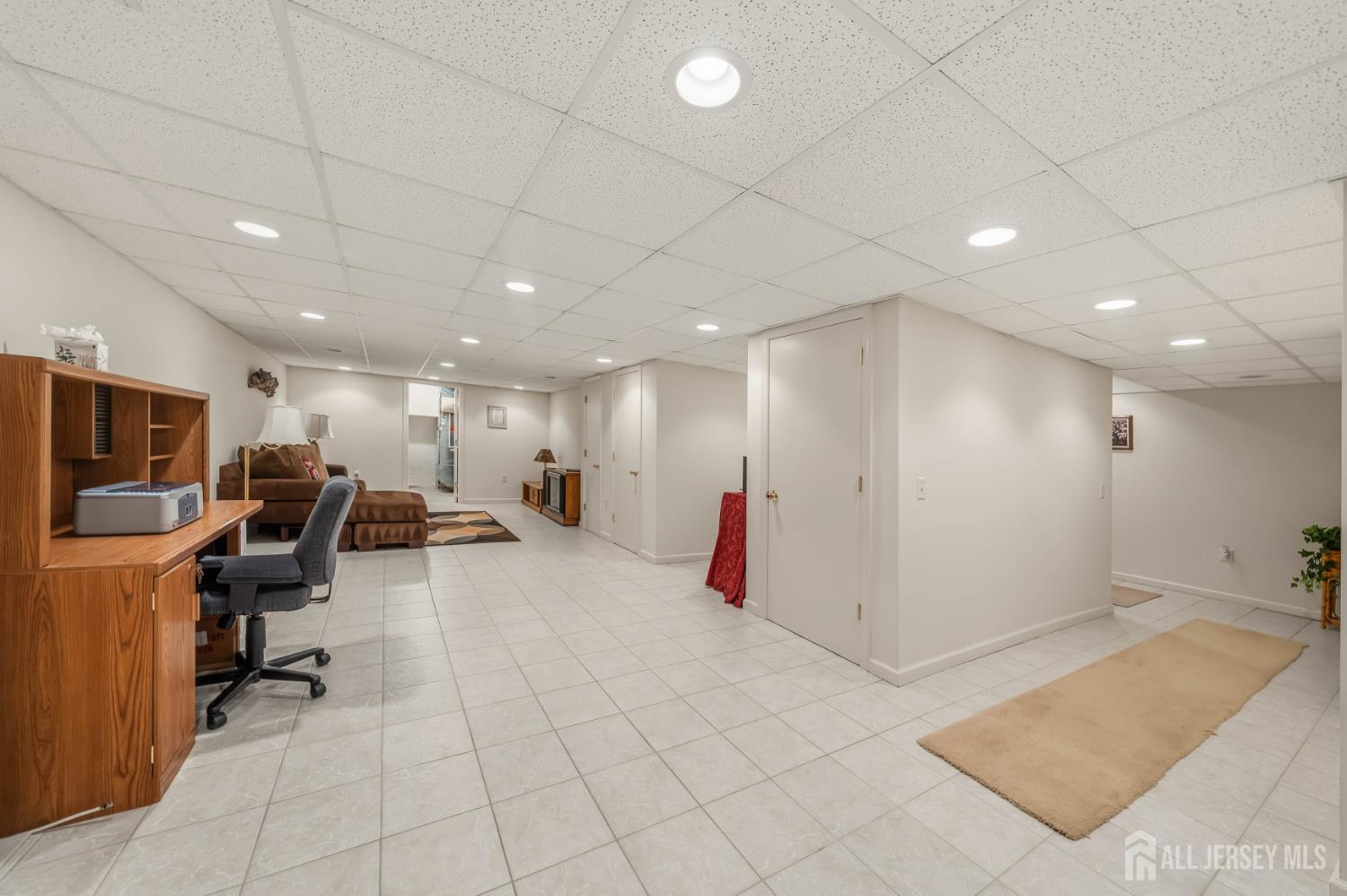 144 S Cliff Road Colonia NJ 07067