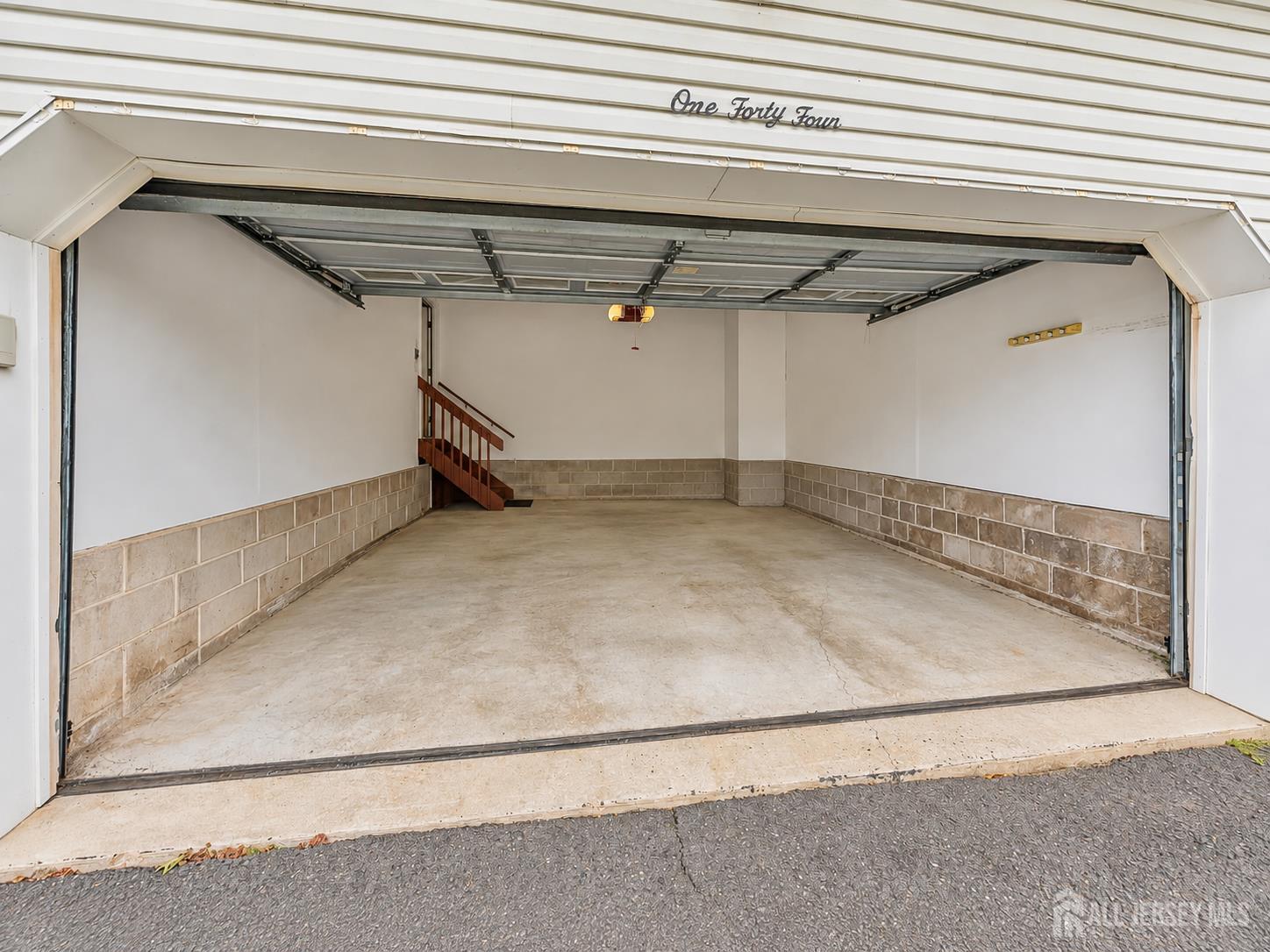 144 S Cliff Road Colonia NJ 07067