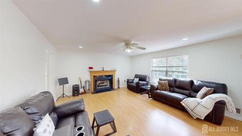 47 Avenue G Avenue Monroe NJ 08831