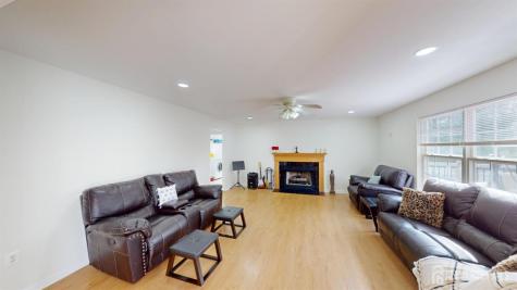 47 Avenue G Avenue Monroe NJ 08831