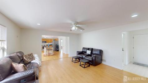47 Avenue G Avenue Monroe NJ 08831