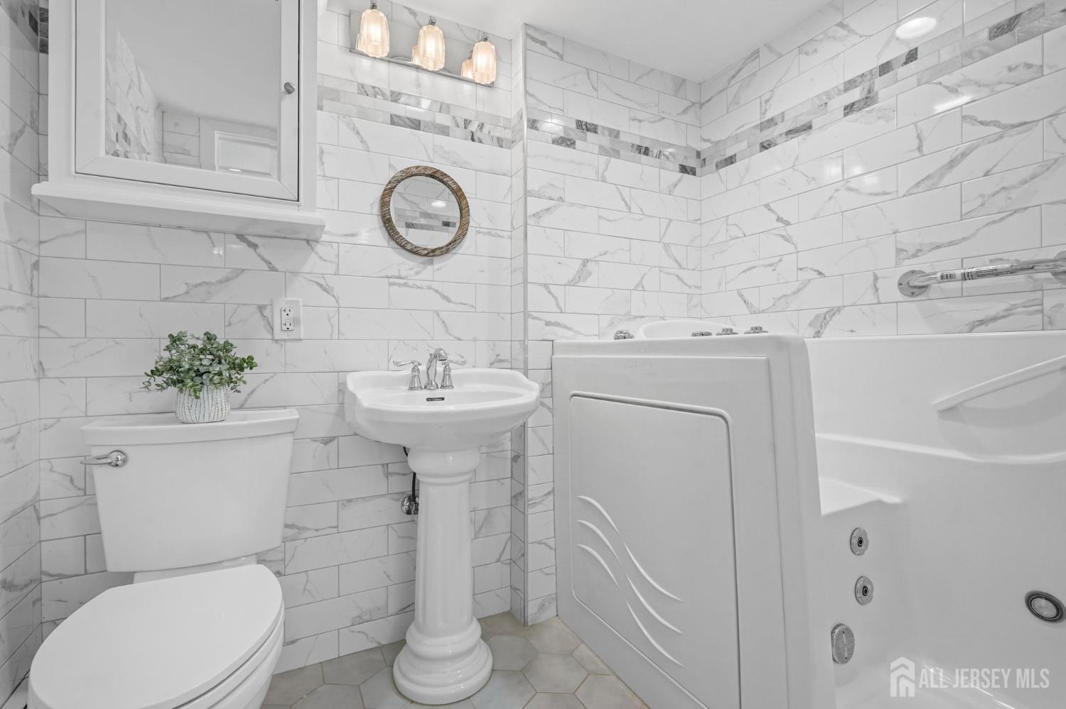 49 Frederick Place Parlin NJ 08859