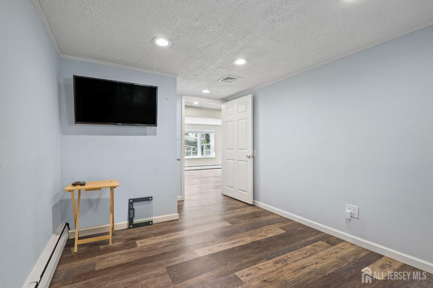 49 Frederick Place Parlin NJ 08859