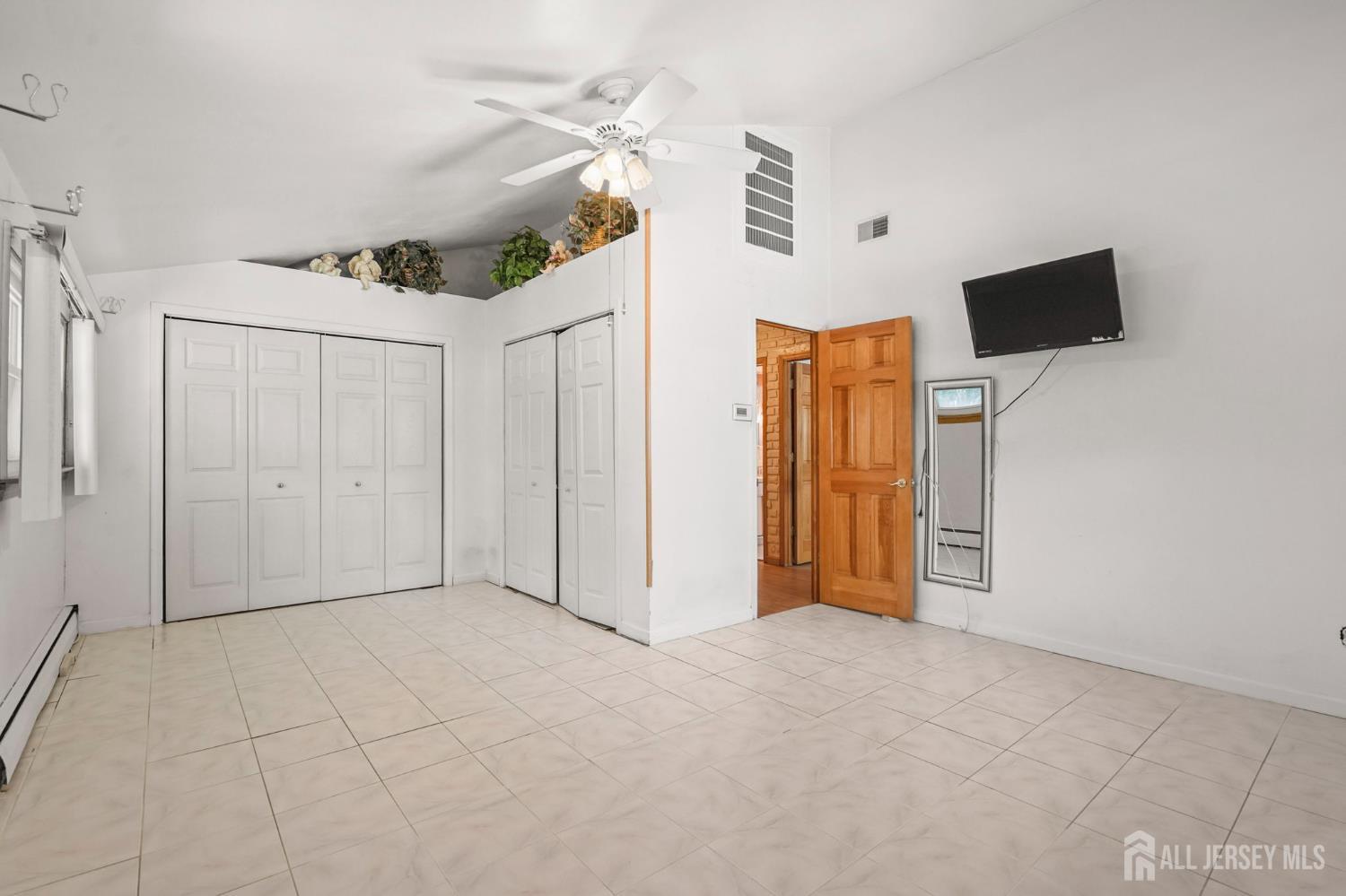 49 Frederick Place Parlin NJ 08859
