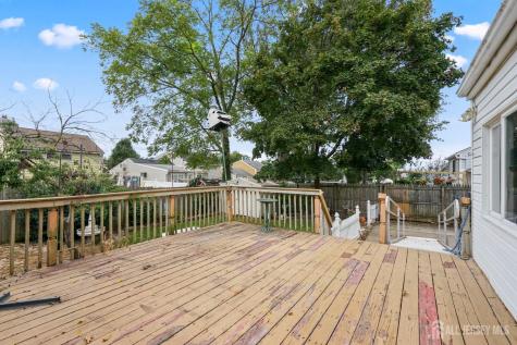 49 Frederick Place Parlin NJ 08859