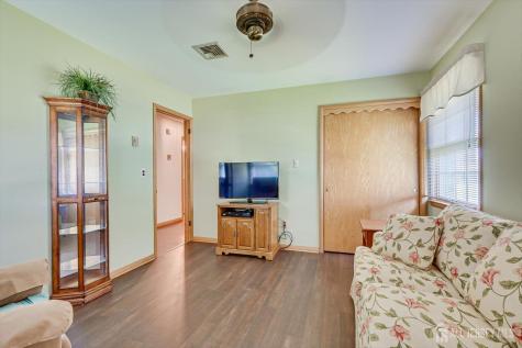 5 Charles Street Sayreville NJ 08879