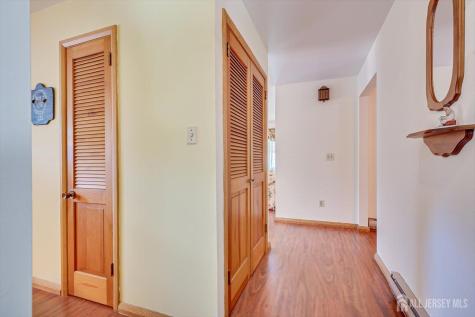 5 Charles Street Sayreville NJ 08879