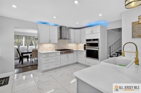 16 Colonial Drive East Brunswick NJ 08816