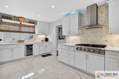 16 Colonial Drive East Brunswick NJ 08816