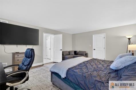 16 Colonial Drive East Brunswick NJ 08816