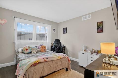 16 Colonial Drive East Brunswick NJ 08816