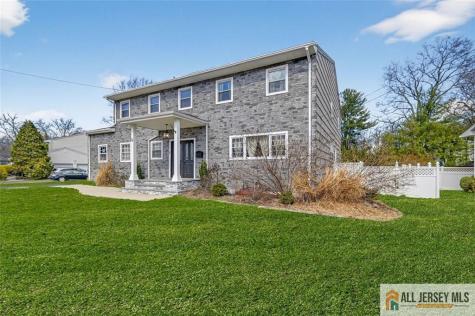 16 Colonial Drive East Brunswick NJ 08816