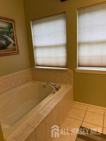129 Valencia Drive Monroe NJ 08831