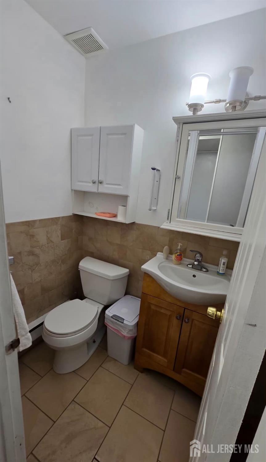 7 Stradford Road Sayreville NJ 08859