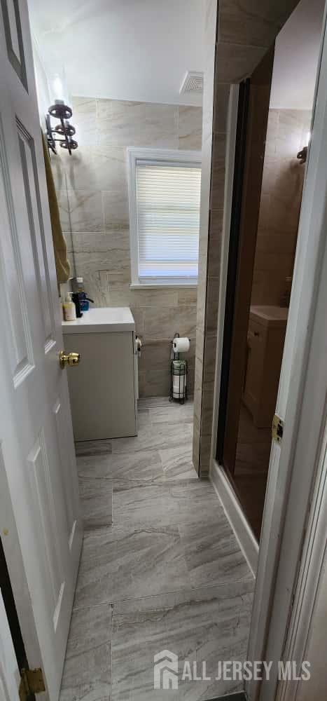 7 Stradford Road Sayreville NJ 08859
