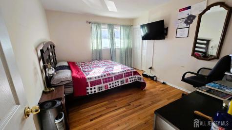 7 Stradford Road Sayreville NJ 08859