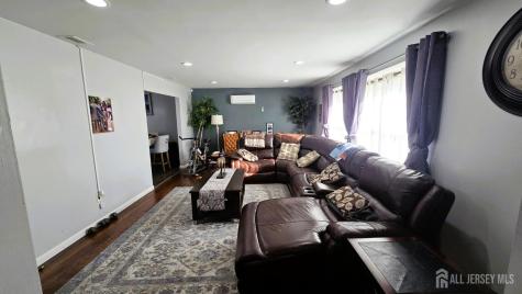 7 Stradford Road Sayreville NJ 08859