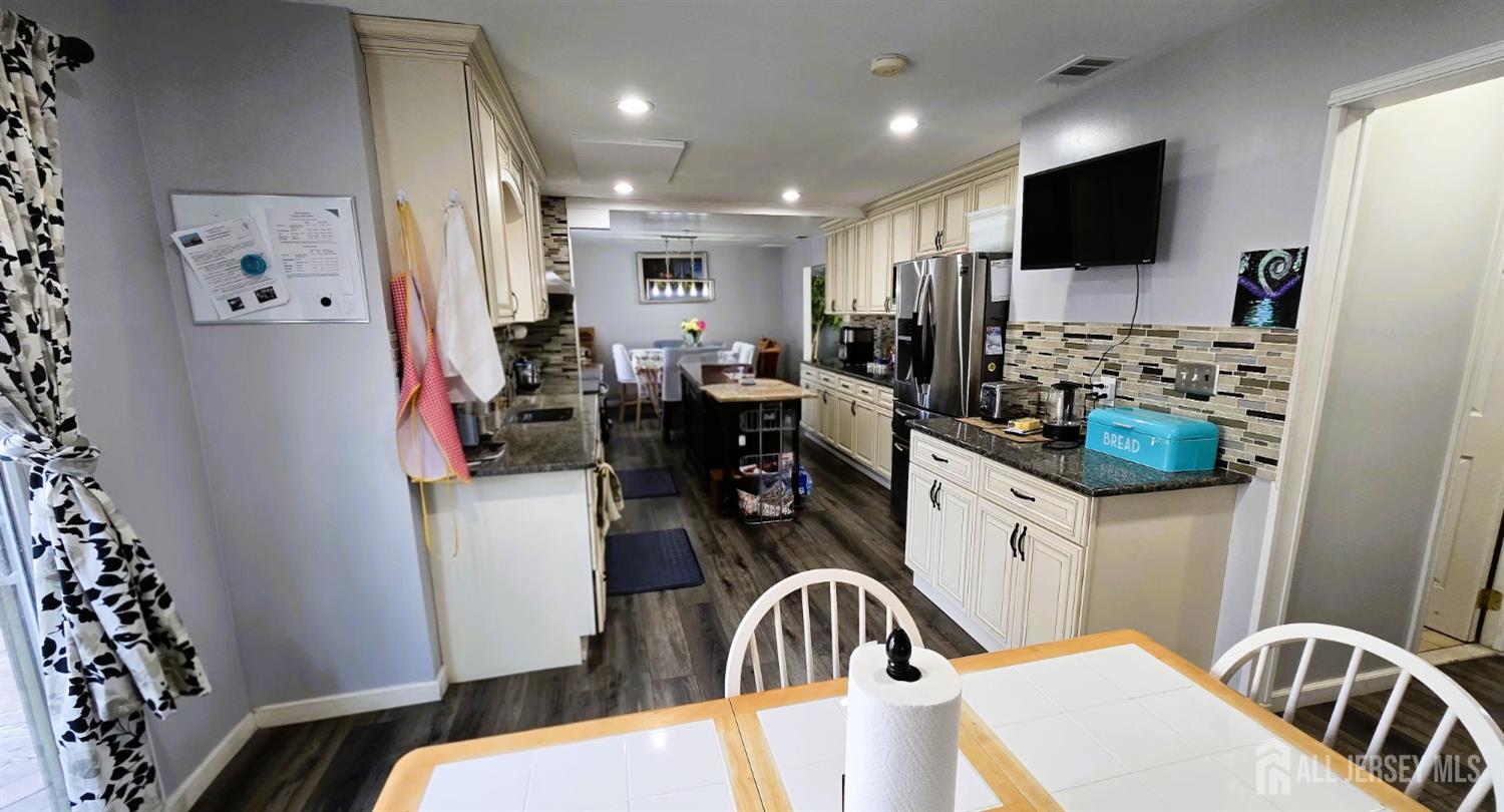 7 Stradford Road Sayreville NJ 08859