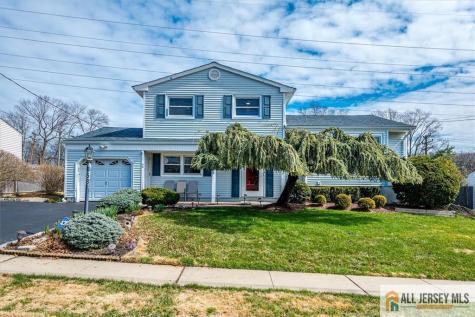 68 Beechwood Avenue Edison NJ 08837