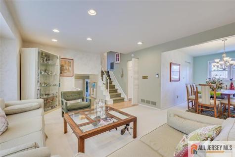 68 Beechwood Avenue Edison NJ 08837