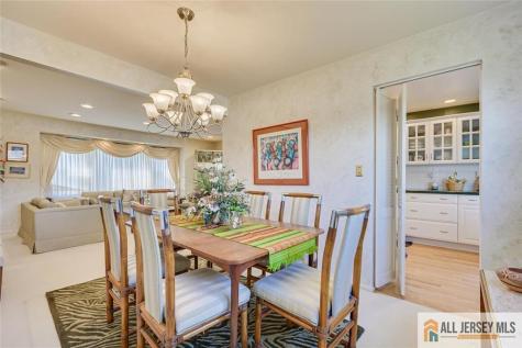 68 Beechwood Avenue Edison NJ 08837