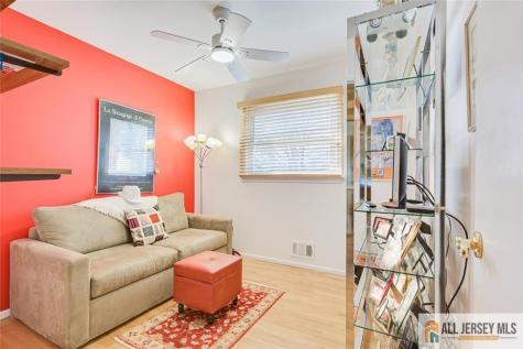 68 Beechwood Avenue Edison NJ 08837