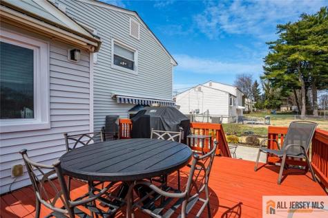 68 Beechwood Avenue Edison NJ 08837