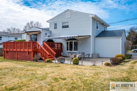 68 Beechwood Avenue Edison NJ 08837