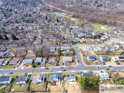 68 Beechwood Avenue Edison NJ 08837
