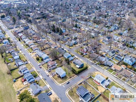 68 Beechwood Avenue Edison NJ 08837