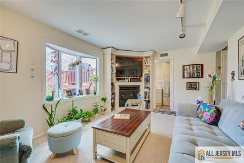 68 Beechwood Avenue Edison NJ 08837