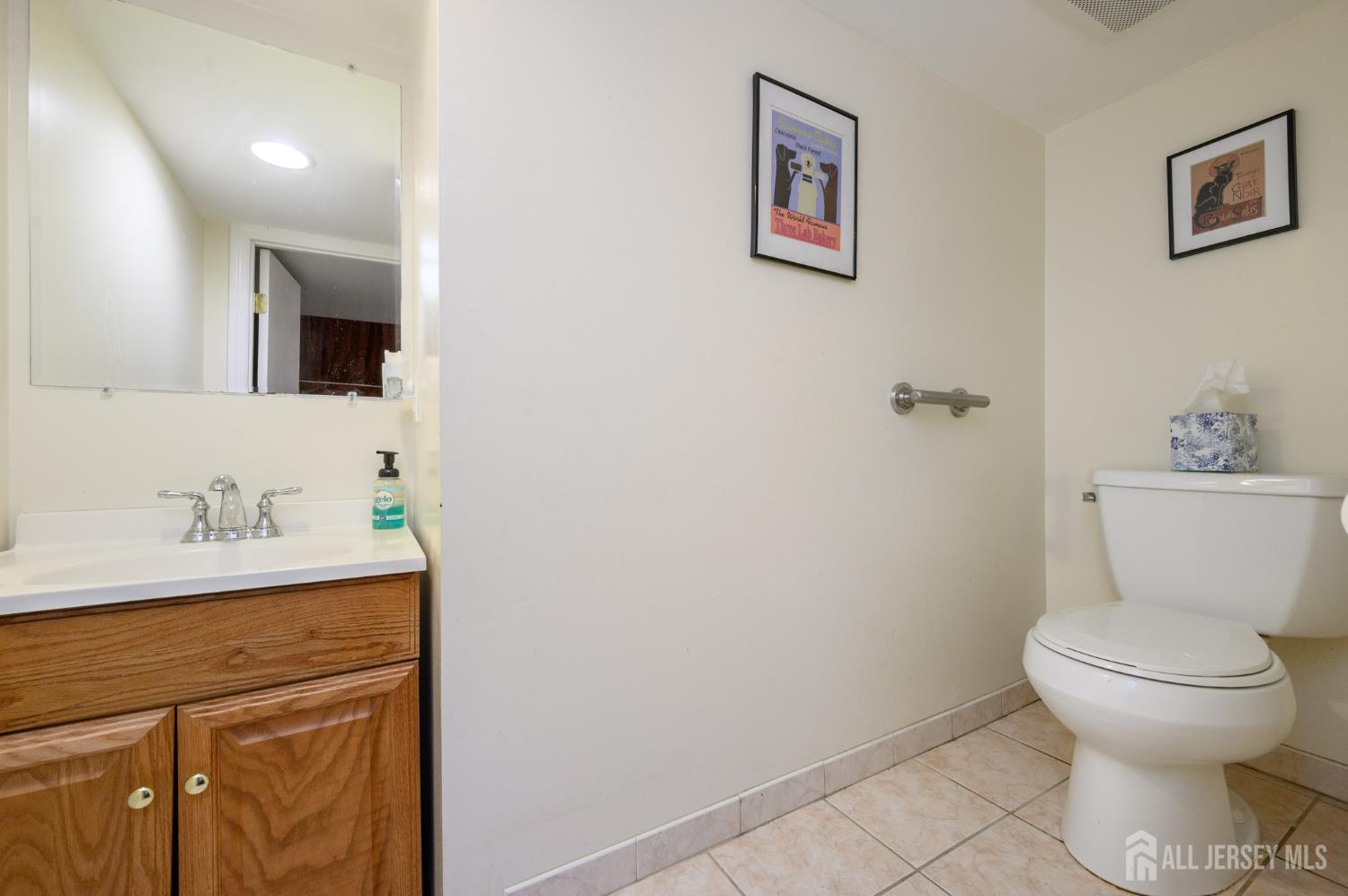 171 Howell Avenue Fords NJ 08863