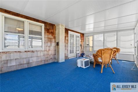 521 E Long Branch Avenue Ocean Gate NJ 08740