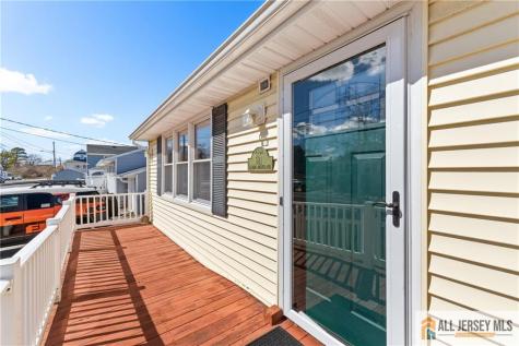 521 E Long Branch Avenue Ocean Gate NJ 08740