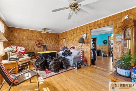 521 E Long Branch Avenue Ocean Gate NJ 08740