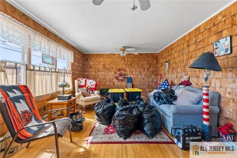 521 E Long Branch Avenue Ocean Gate NJ 08740