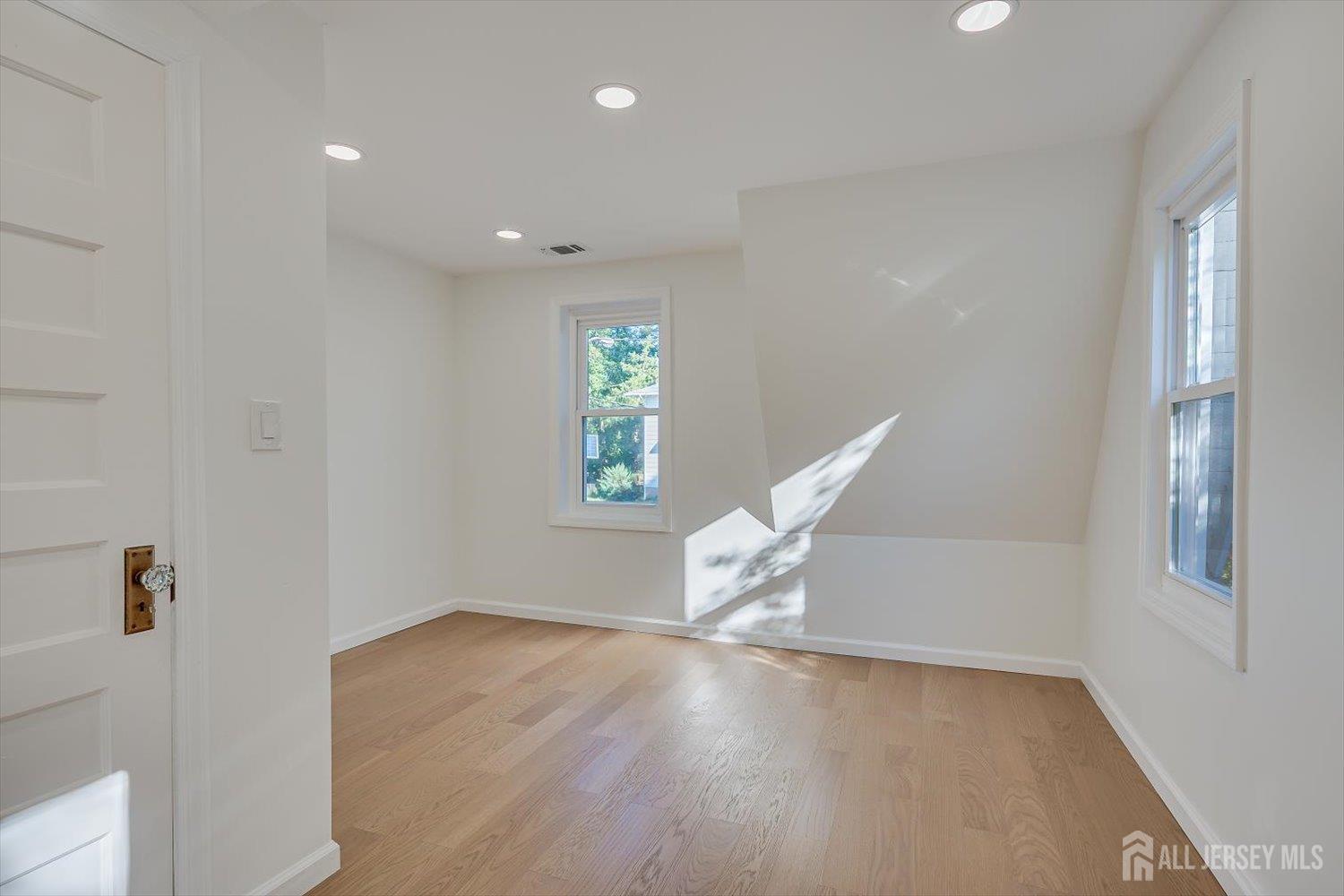 78 Lawrence Avenue Highland Park NJ 08904