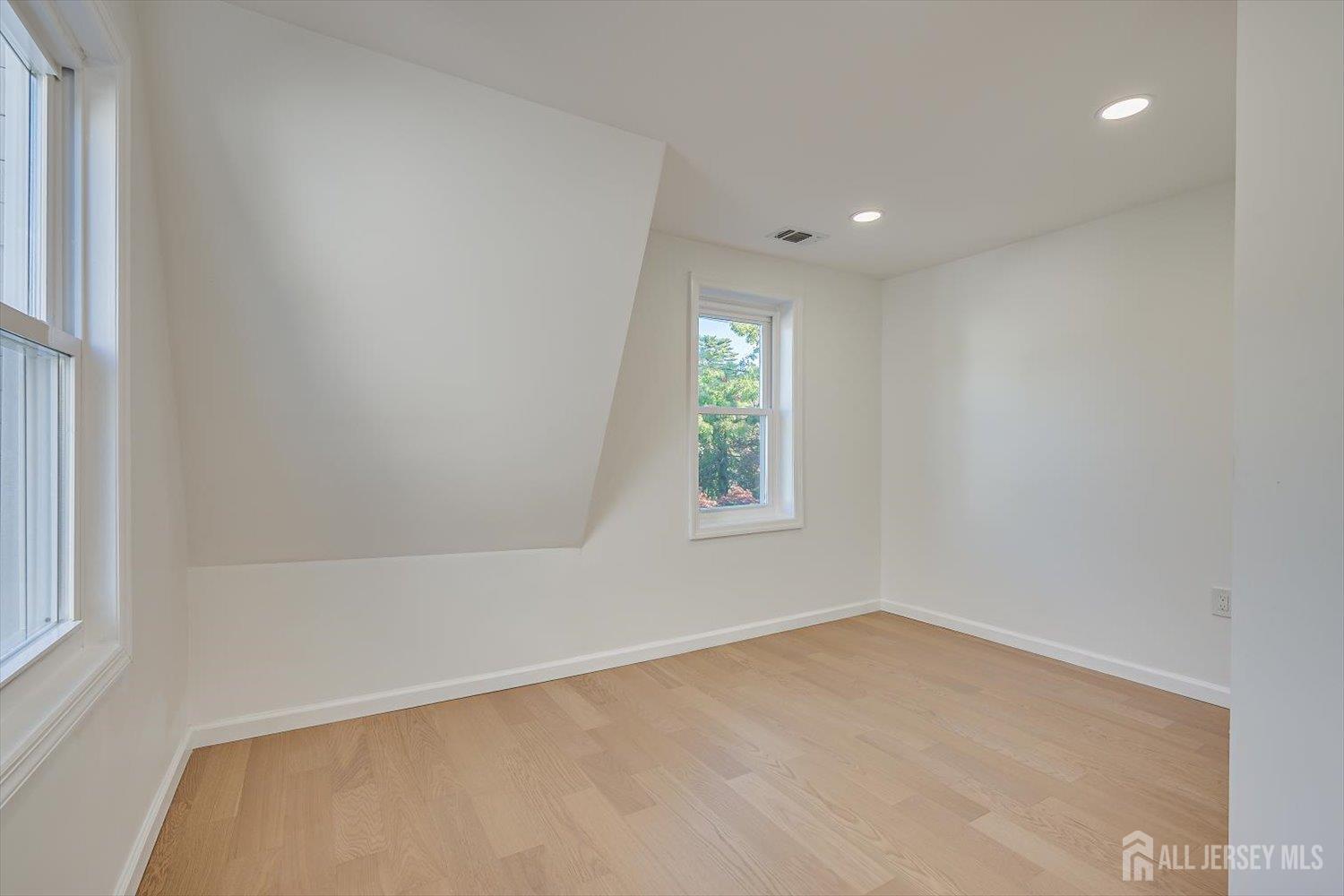 78 Lawrence Avenue Highland Park NJ 08904