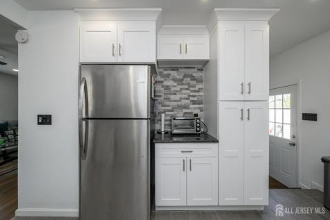 827 Lincoln Avenue Manville NJ 08835