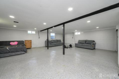 827 Lincoln Avenue Manville NJ 08835