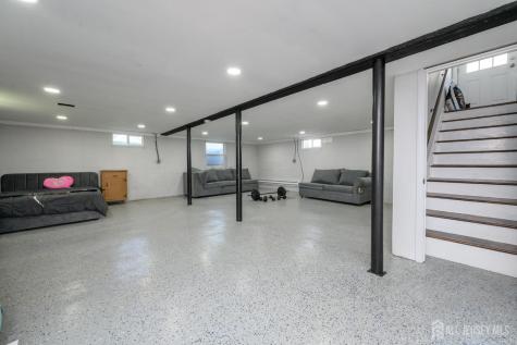 827 Lincoln Avenue Manville NJ 08835