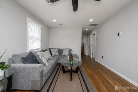 827 Lincoln Avenue Manville NJ 08835