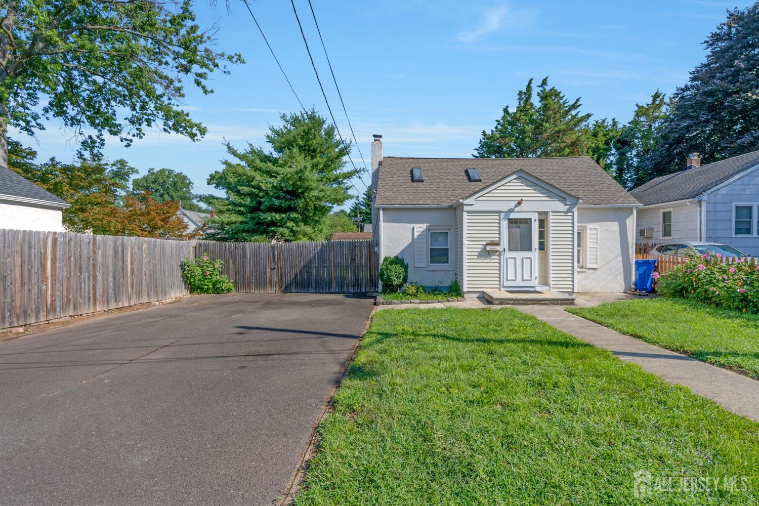 96 Conover Place Middlesex NJ 08846