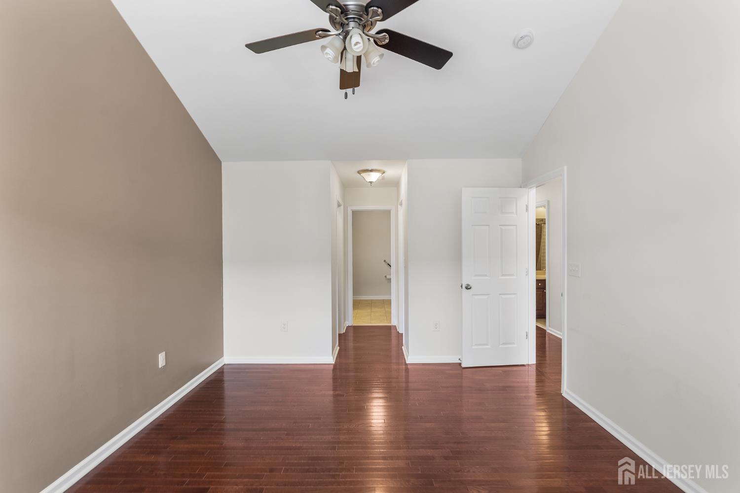 2357 Berkshire Lane North Brunswick NJ 08902