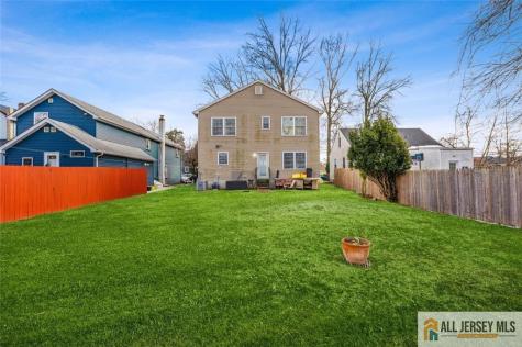 643 Drake Avenue Middlesex NJ 08846